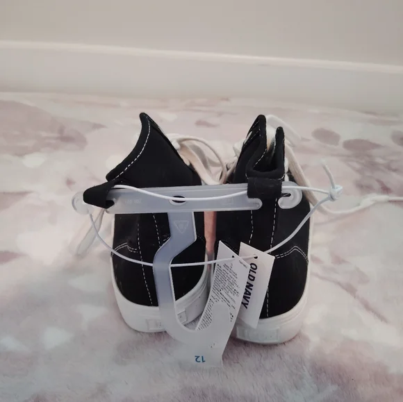 Old Navy Kids High Top Shoes - Picture 5 of 7